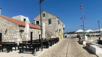 Apartment | Property grounds