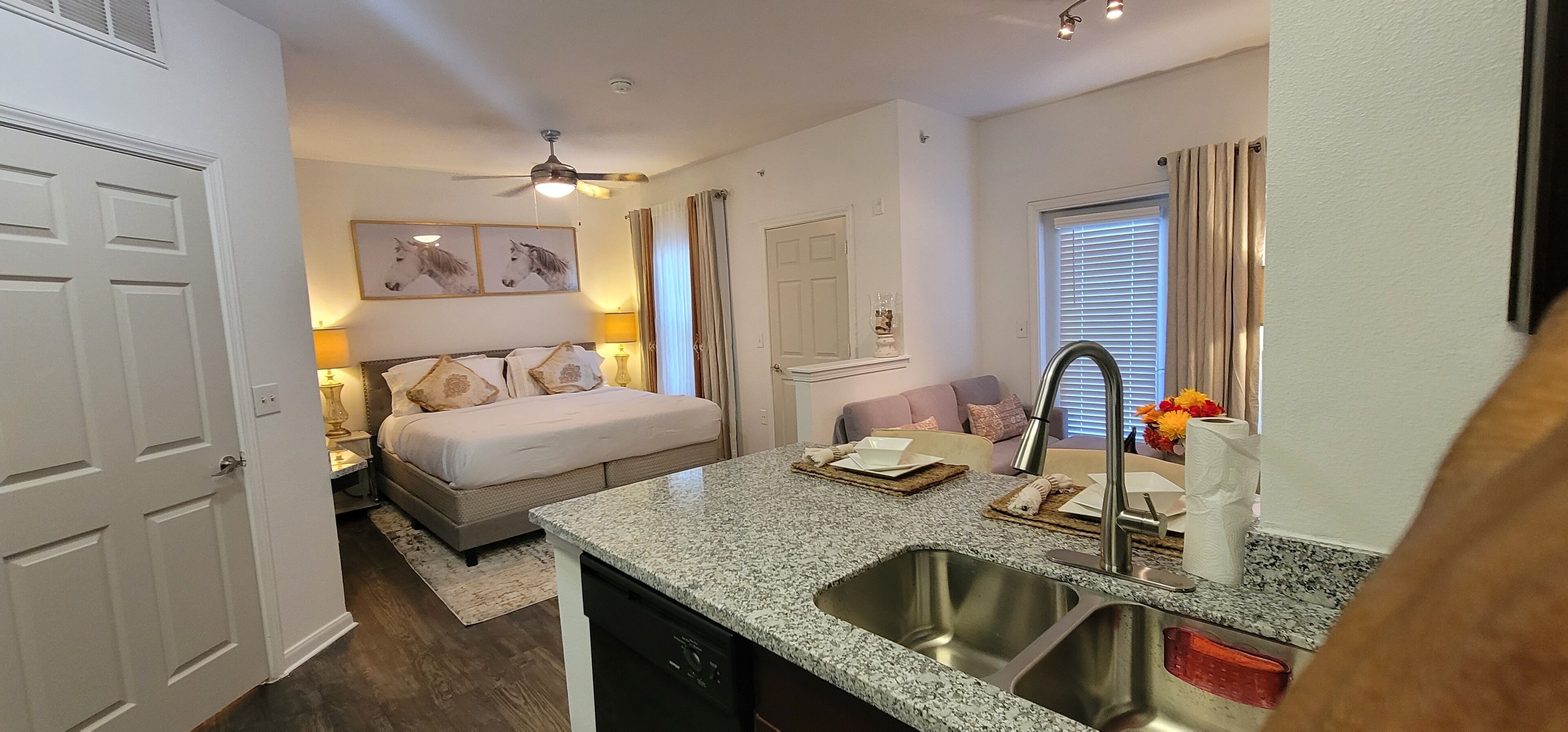 1bedroom studio apartment