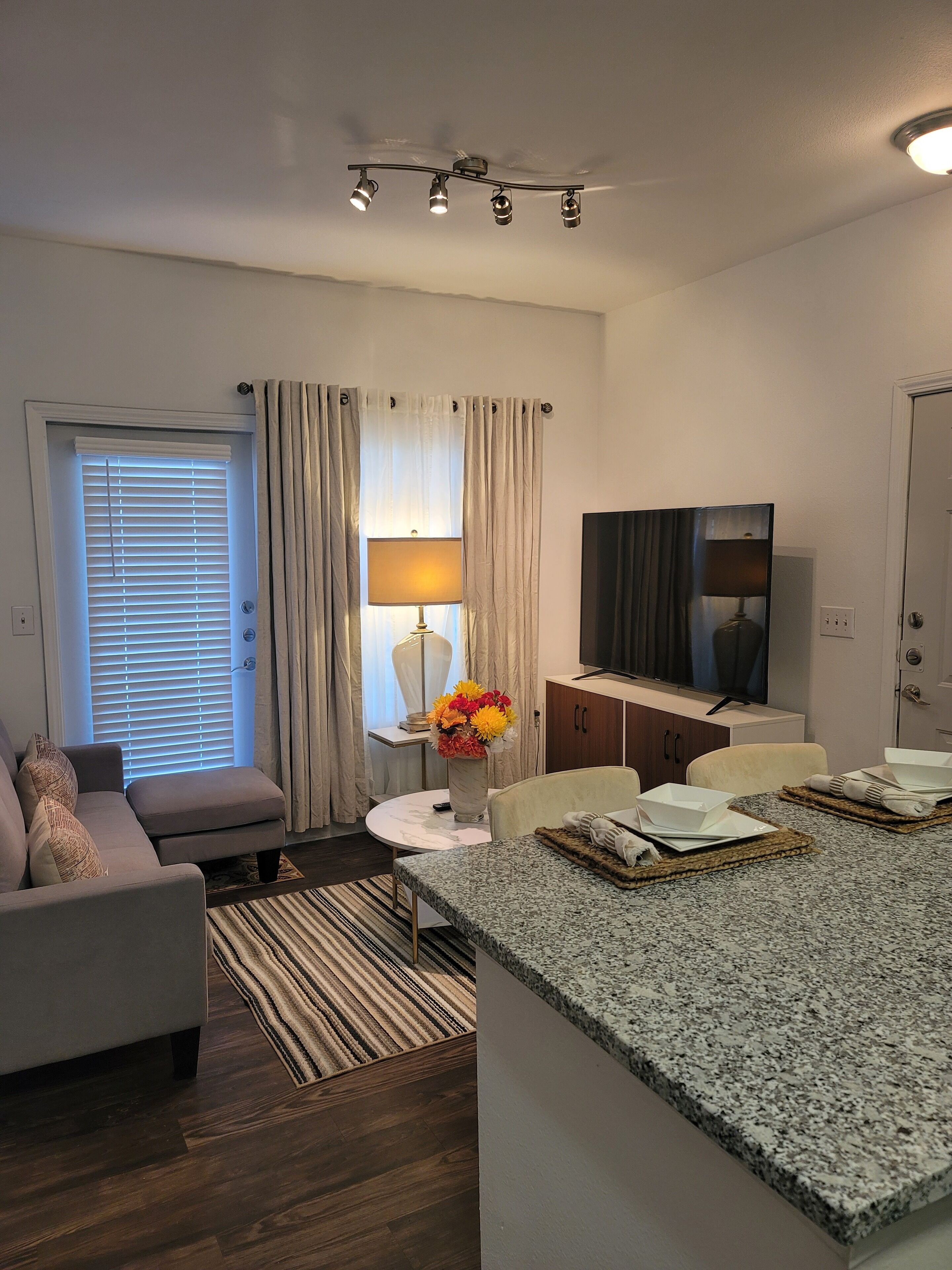 1bedroom studio apartment