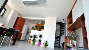 Interior - la casa dei fiori (Montecilfone)