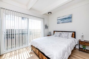 Room - Pool Sun & Fun in Vibrant K-town (Los Angeles)