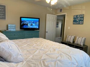 2 bedrooms, desk, iron/ironing board, free WiFi