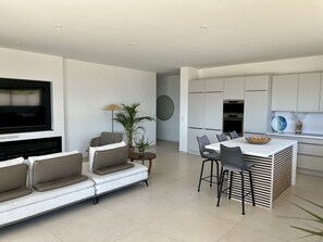 Interior - 4-Bedroom Seaside Condo at Paradis des Pins Penchés (Carqueiranne)