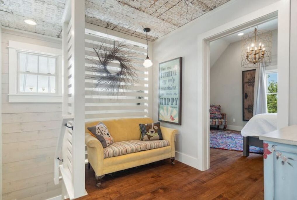 Carlton Landing Home with Guest House & Private Pool