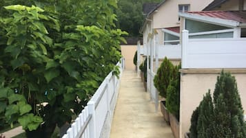 Enceinte de lâhĂ©bergement