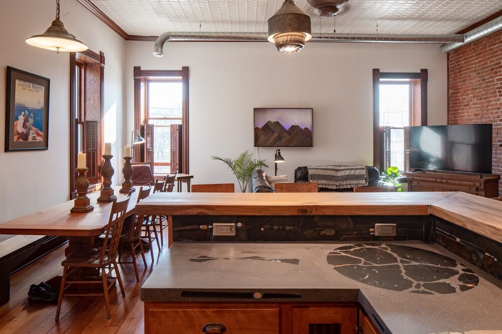 Natural light, historic character and a view of Lake Pepin are yours to enjoy!