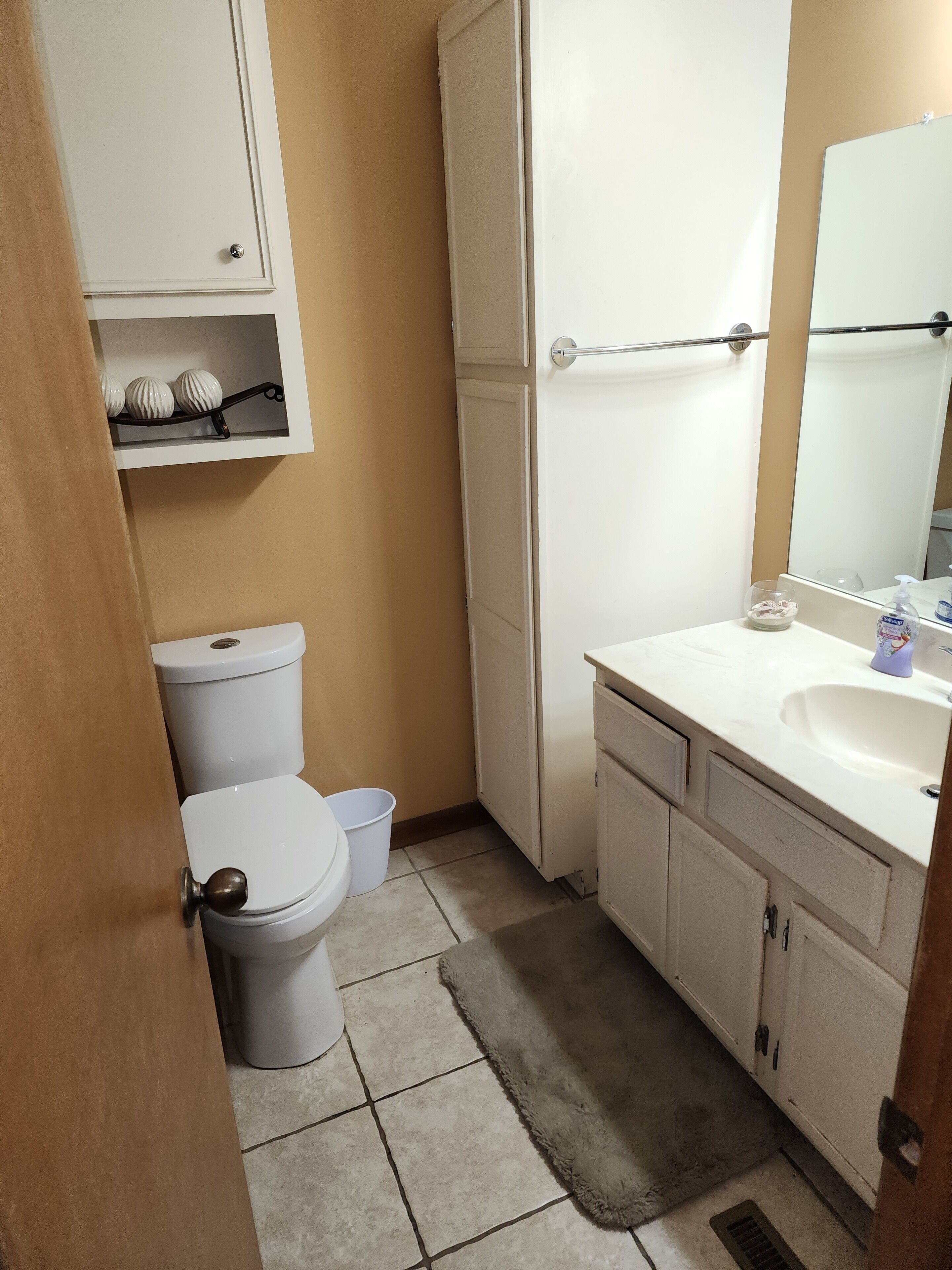 Cozy 4 Bedroom 3 bathroom home