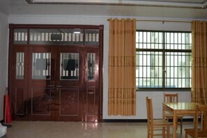 Unclassified image, 3 of 34, button - Guzhen Inn (Wuyuan)