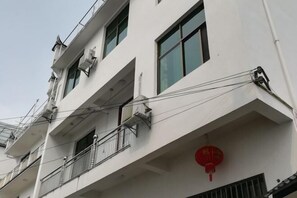 Exterior - Guzhen Inn (Wuyuan)