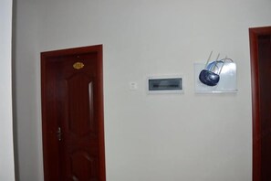 Interior - Guzhen Inn (Wuyuan)