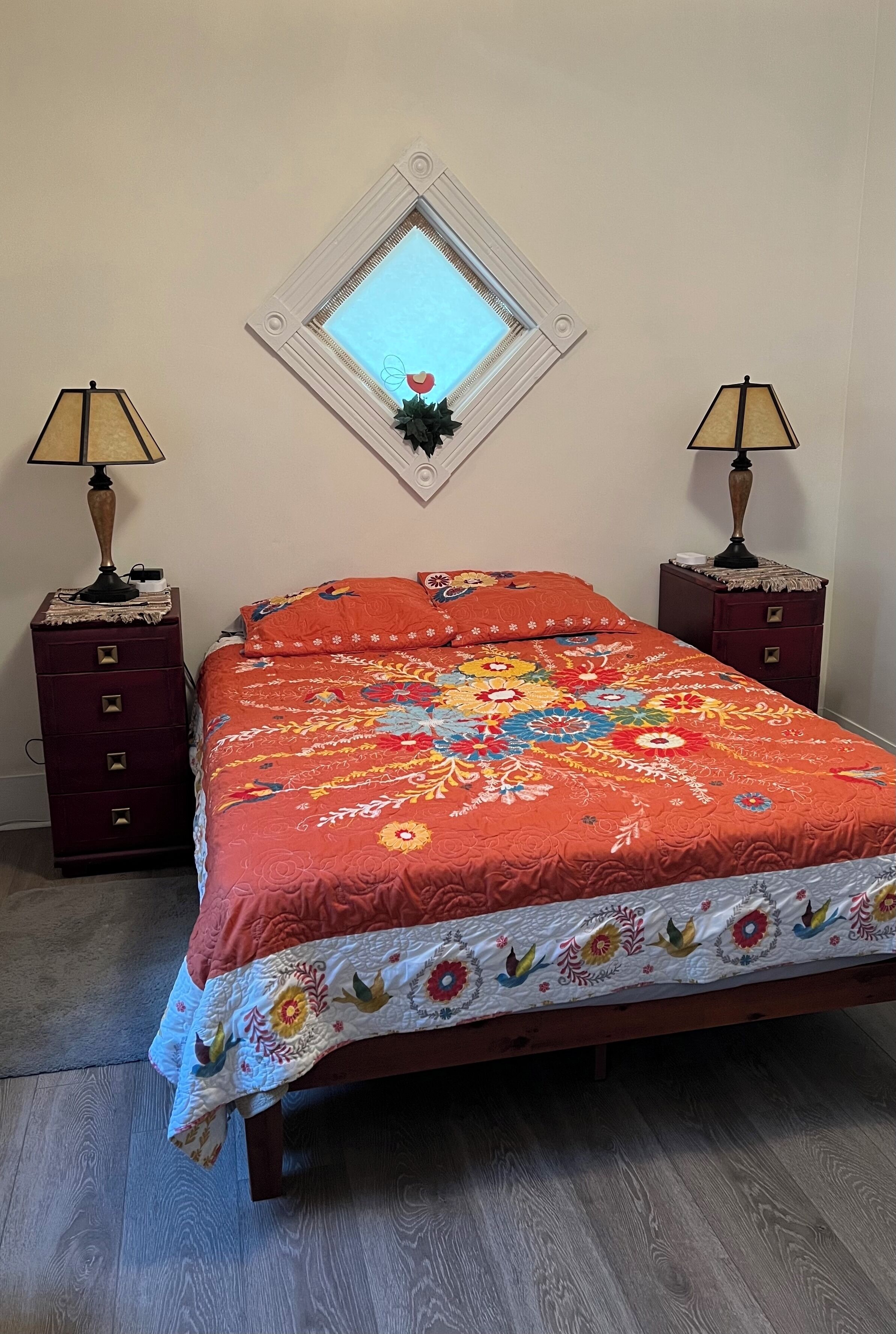 Steps from restaurants and the historic Stockman’s Bar and Grill.