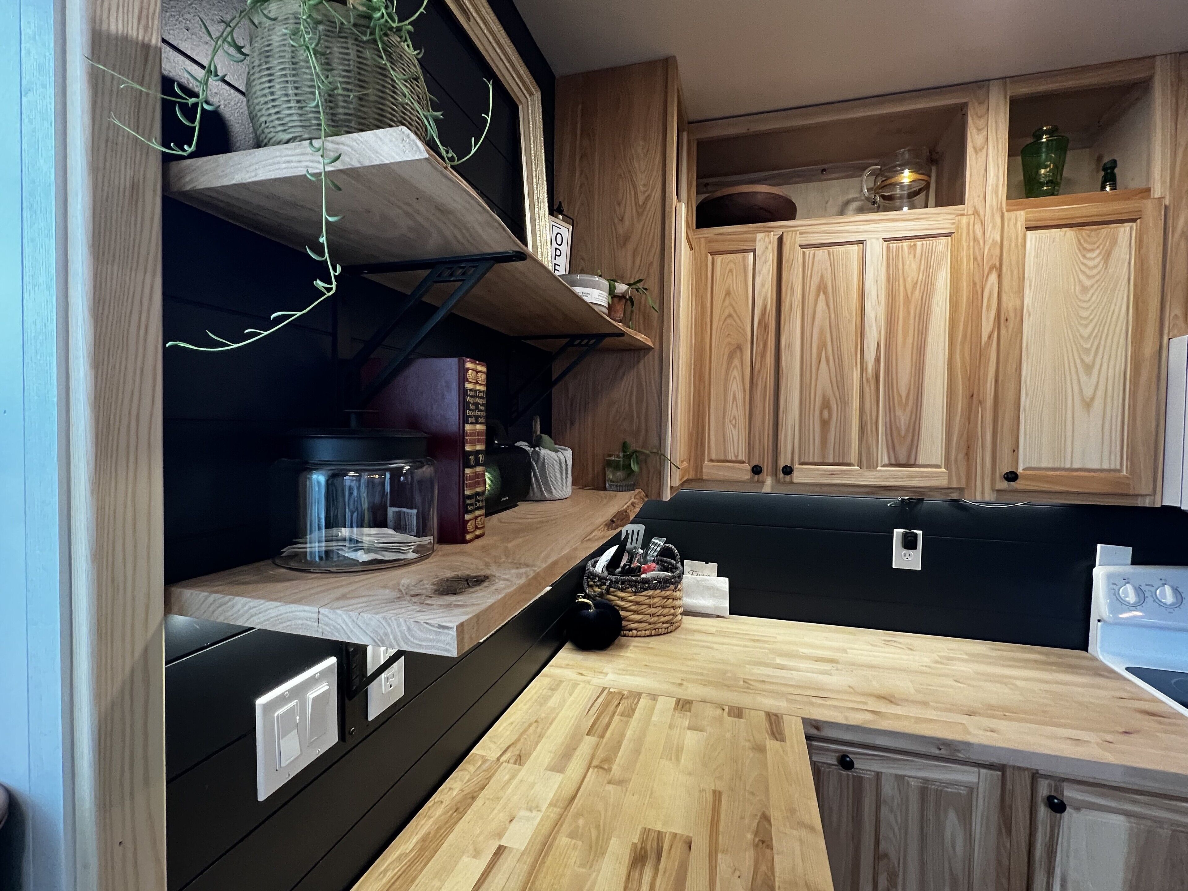 Chestnut Charmer 3-Bedroom Experience