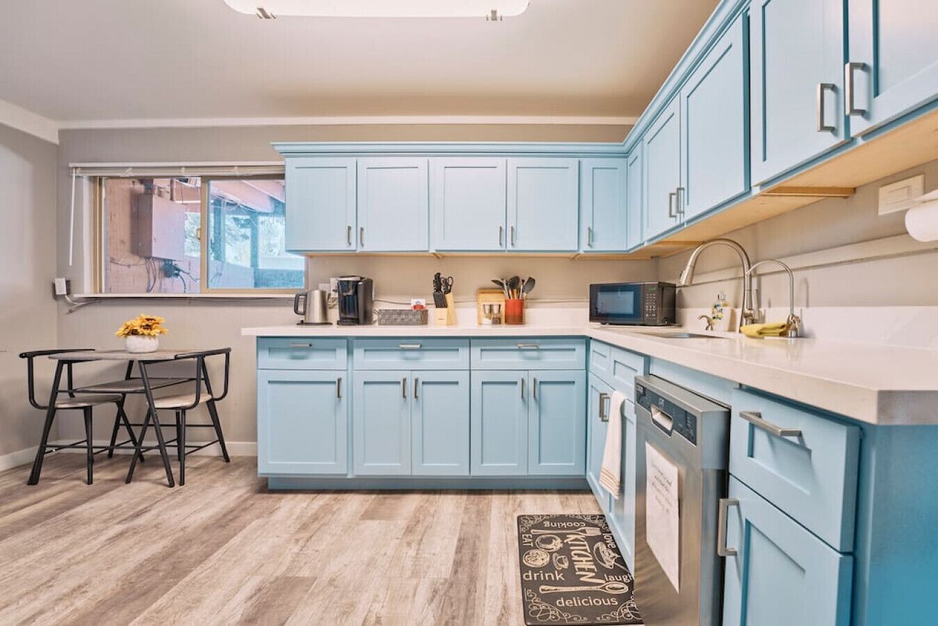 Private Guest Suite w/ Kitchenette + Desk