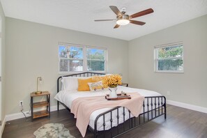 3 bedrooms, free WiFi, bed sheets