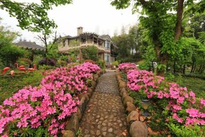 Room - Mount Mogan Wild Extravagance (Boutique Homestay) (Deqing)