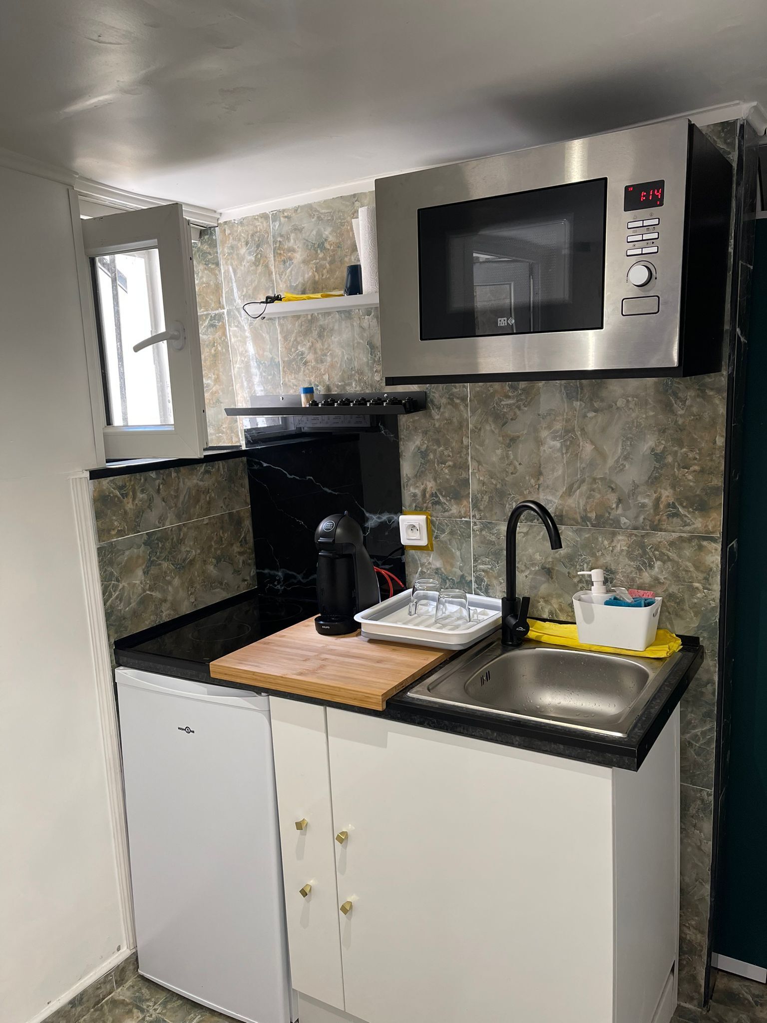 Joli Studio Spacieux Calme