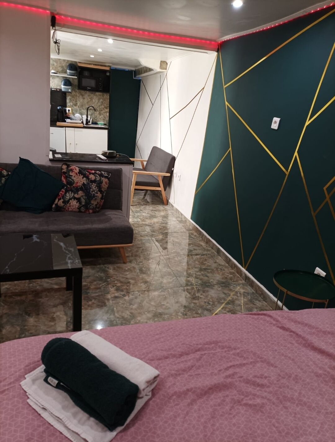 Joli Studio Spacieux Calme