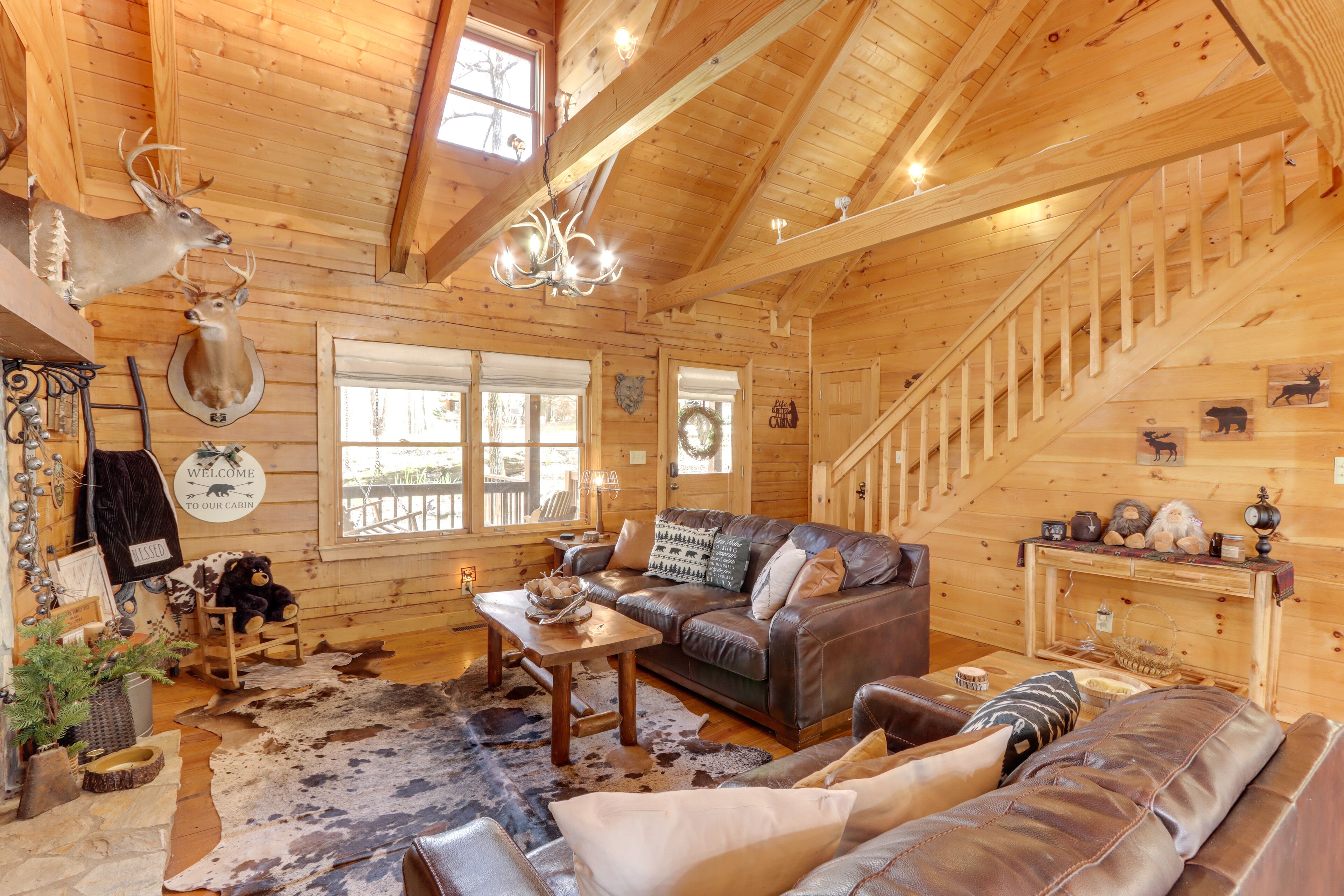 Talking Rock Cabin Rental w/ Gas Grill & Fire Pit!