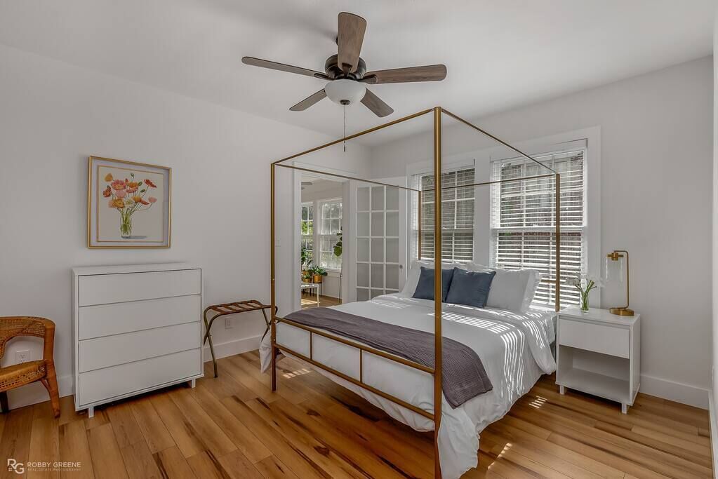 Fabulously Furnished Forest -  Home Away From Home