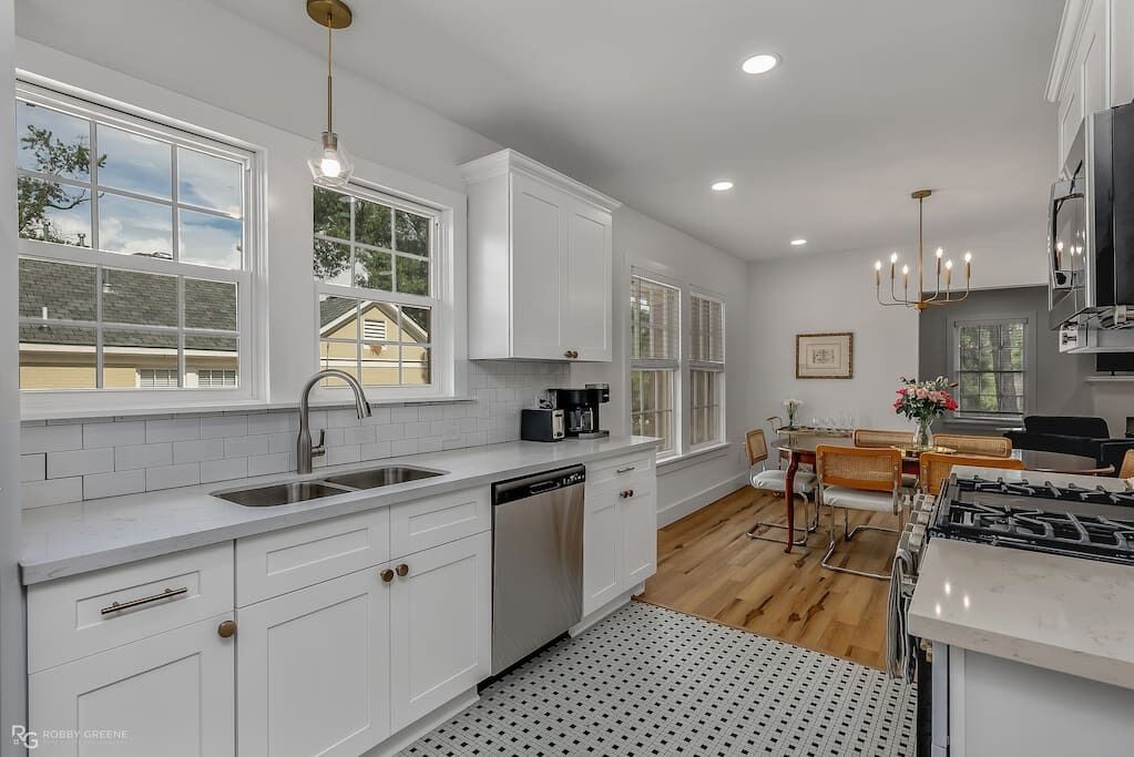 Fabulously Furnished Forest -  Home Away From Home