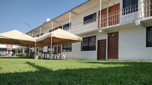Unclassified image, 5 of 17, button - Hotel Violet (Tlaltizapan)