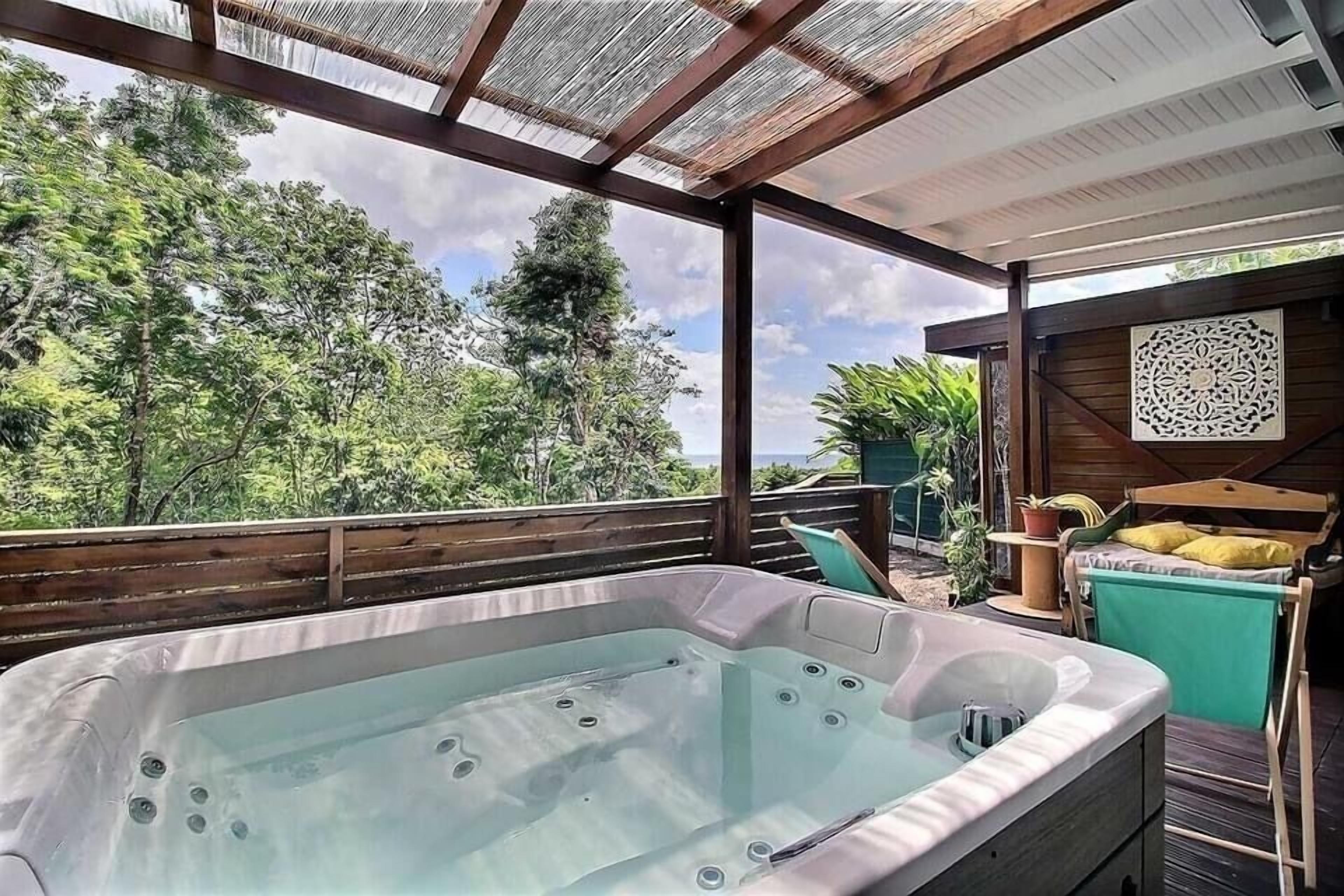 Bain à remous bungalow GINGER