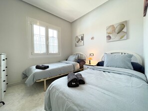 2 Schlafzimmer, Bügeleisen/Bügelbrett, kostenloses WLAN, Bettwäsche
