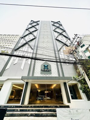 Front of property - Grace At Five by Grace Hotel Bangkok (Bangkok)