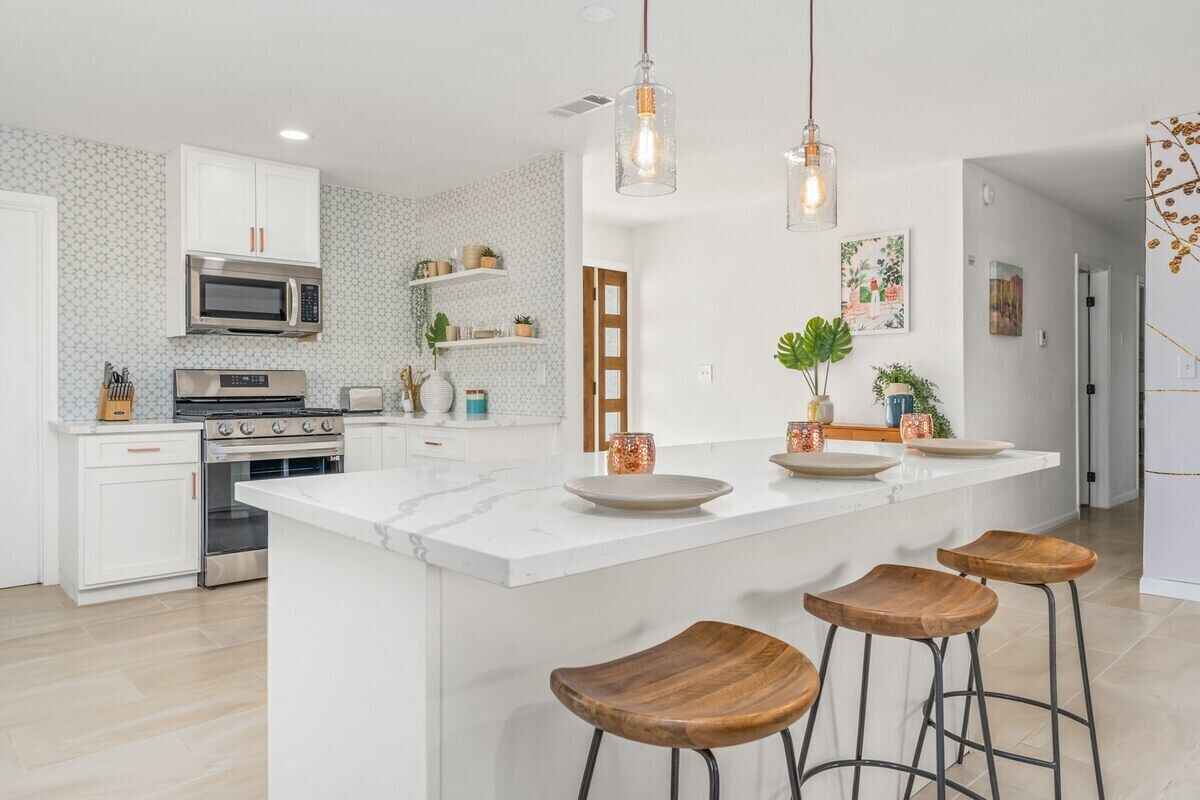 Mountain View Desert Home with Hot Tub, Game Room and a Backyard Paradise!