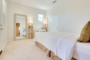4 bedrooms, desk, iron/ironing board, travel cot