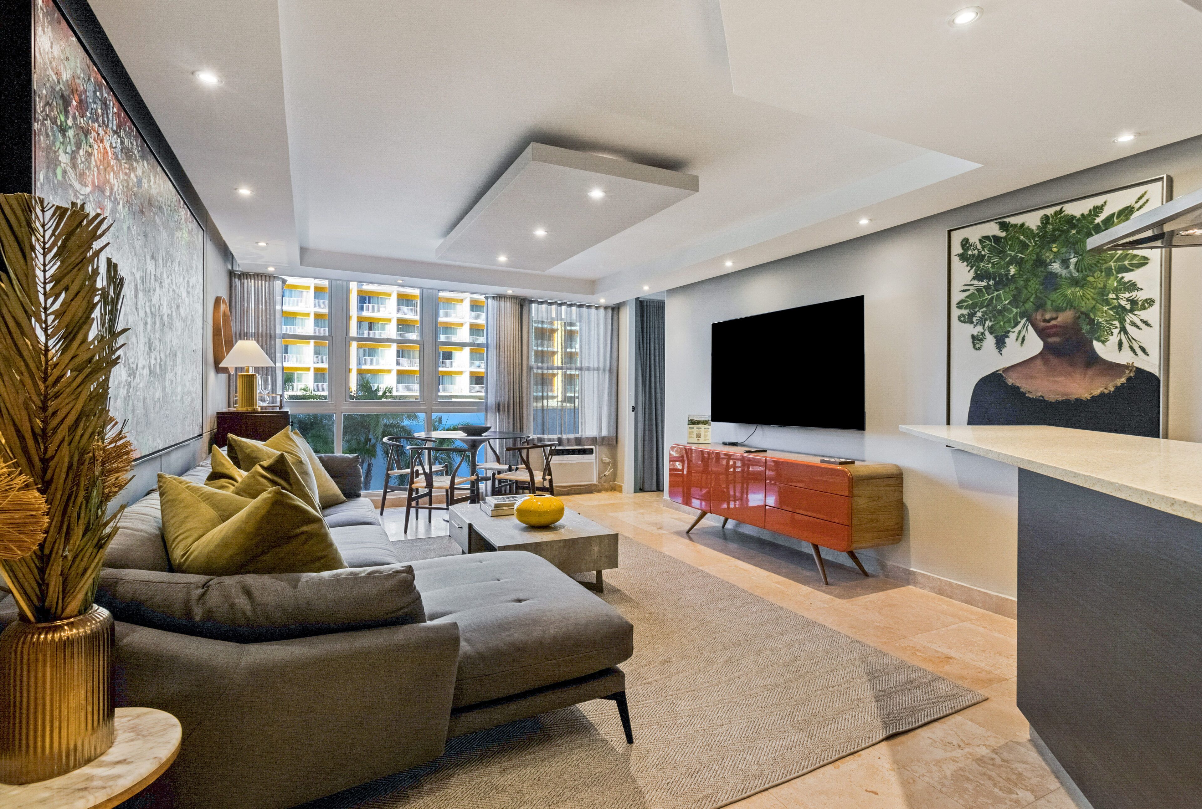 Smart TV, books
