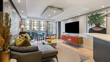 Smart TV, books