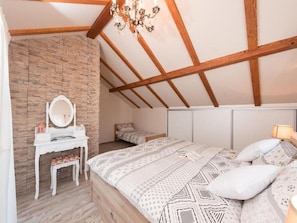 1 chambre, fer et planche Ă repasser, Wi-Fi, draps fournis