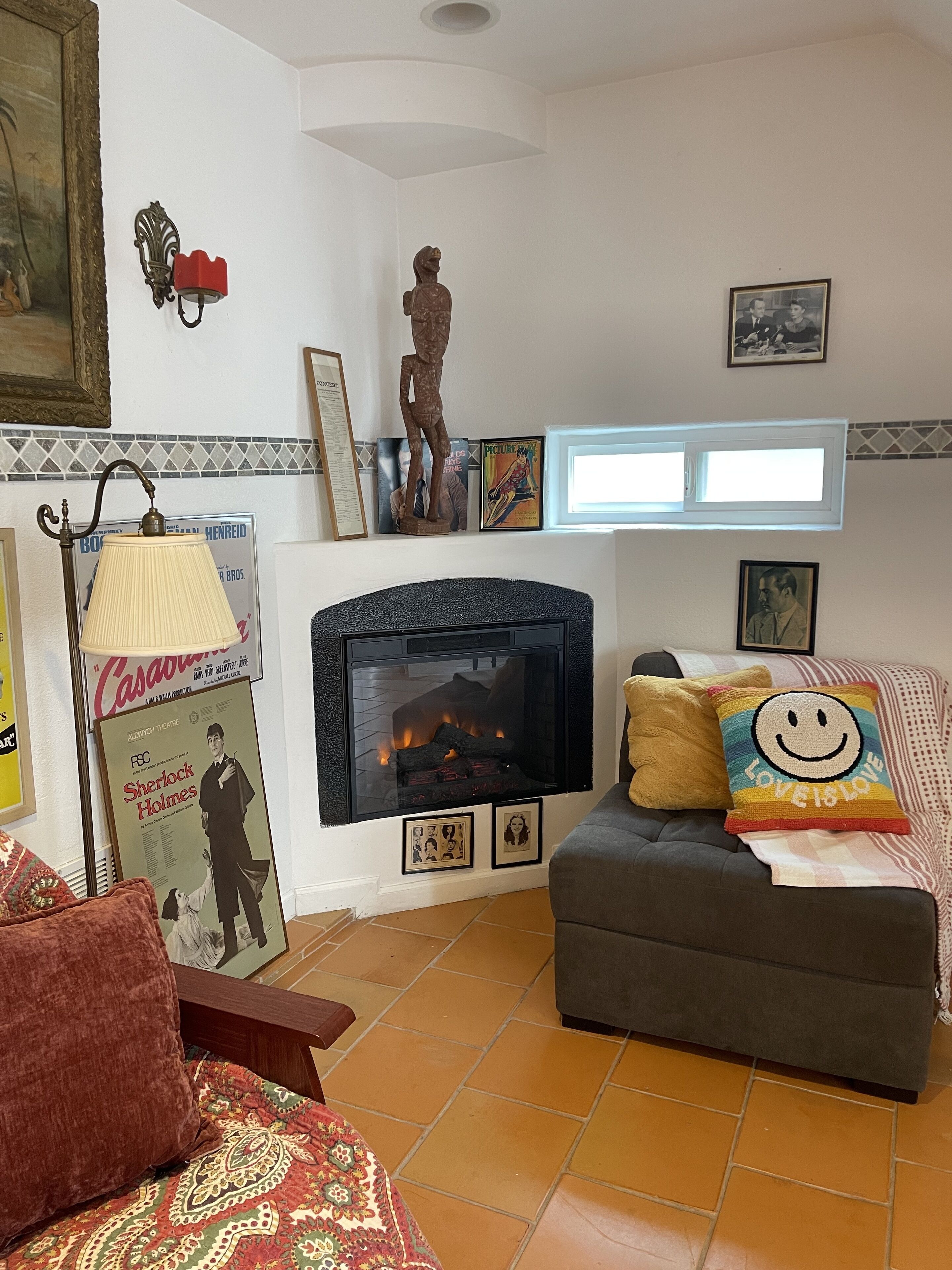 La Casita DiVina / A Spanish Little Retreat