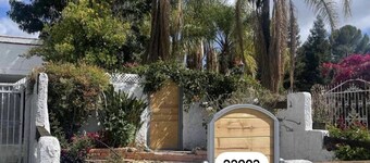 La Casita DiVina / A Spanish Little Retreat