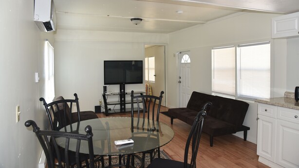 Dining - Cozy Mobile Home (Polk City)