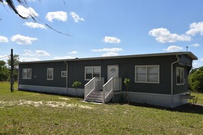Exterior - Cozy Mobile Home (Polk City)