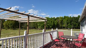 Outdoor dining - Cozy Mobile Home (Polk City)