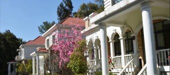 Yunnan Cadre Sanatorium