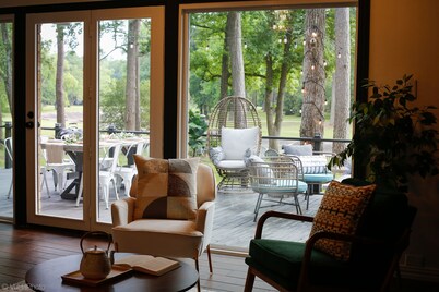 Beautiful Deck with Golf Course View/ Game Room/ Fire Pit