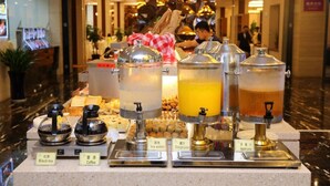 Dining - Romantic Hotel (Taizhou)
