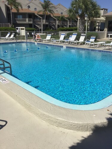 Waterfront Gulf of Mexico Condo walking distance to beaches