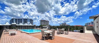 Naples Vanderbilt Beach Getaway