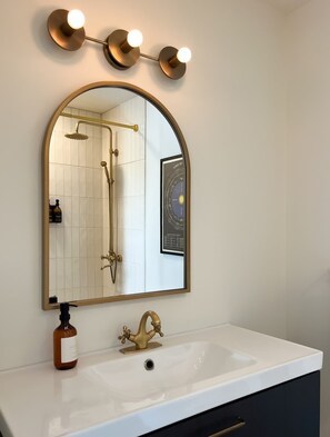 Shower, hair dryer, bathrobes
