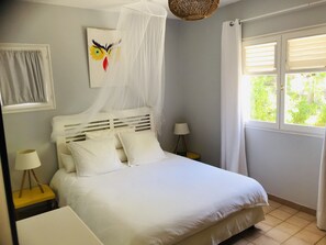 3 chambres, lit parapluie, Wi-Fi, draps fournis