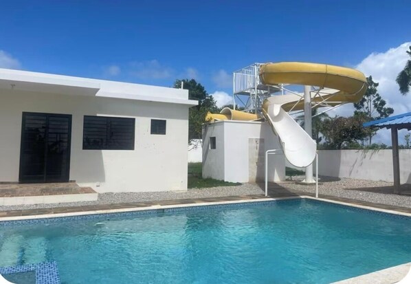 Piscina interna