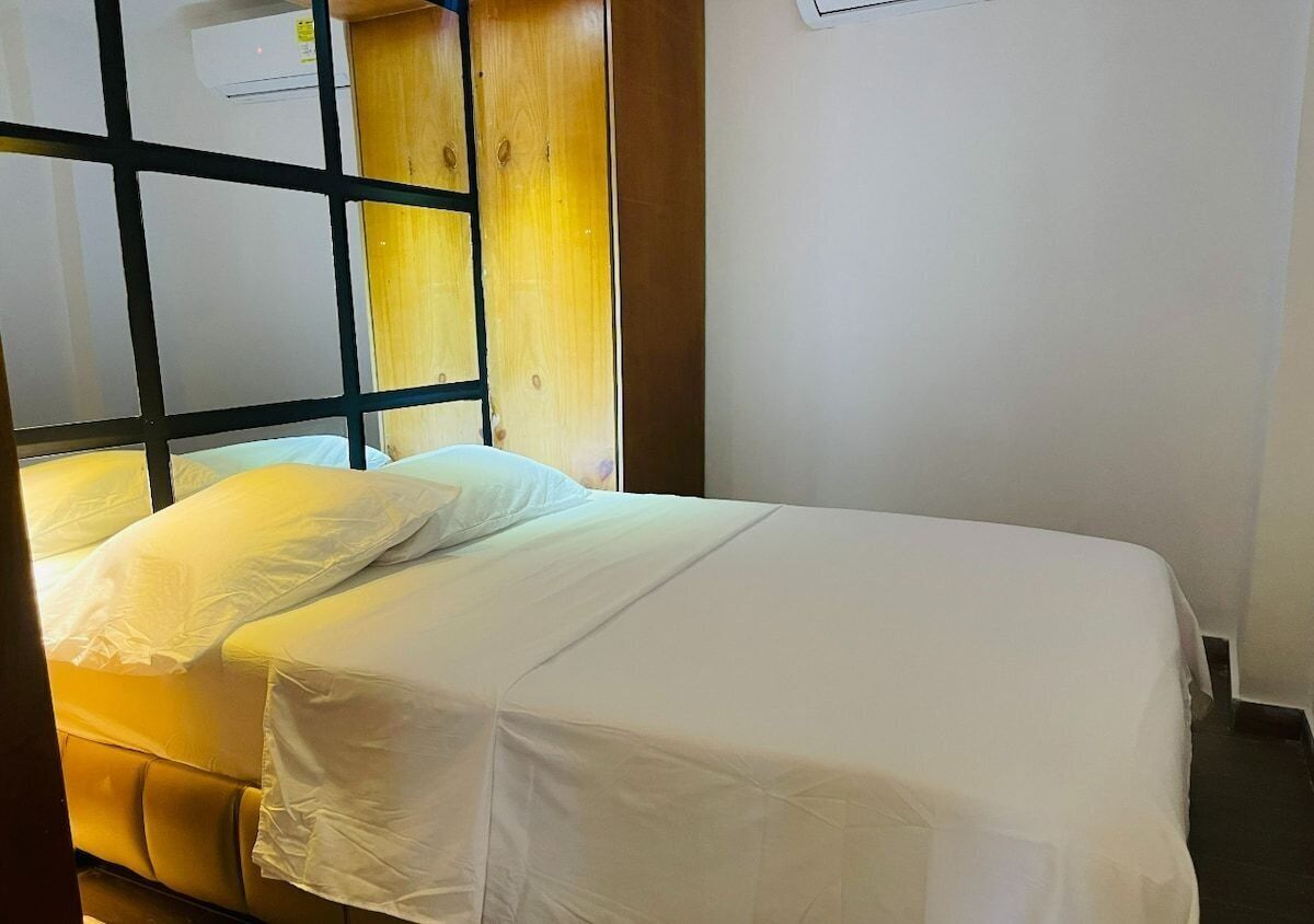 Near to the clinic, restaurant zone, stadium and the Carnaval of Barranquilla