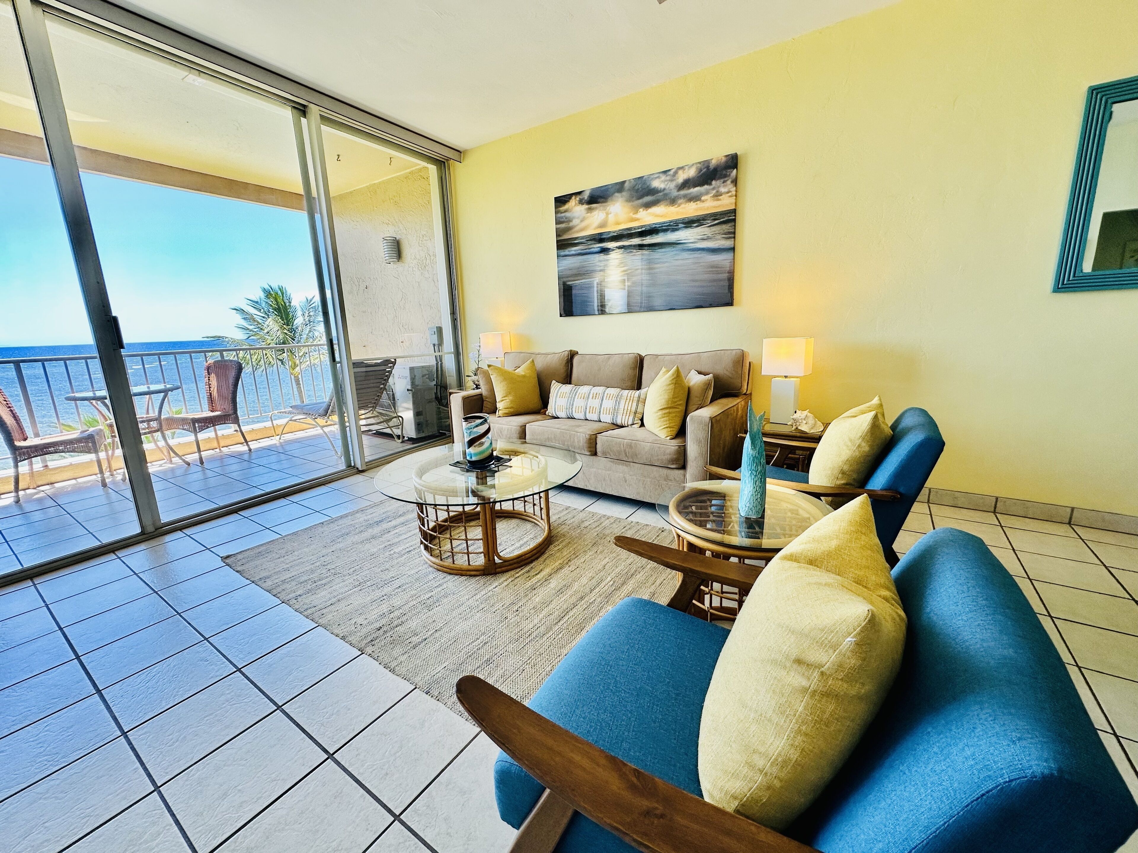 NEW RENTAL Summer SPECIAL! Top floor Penthouse Spectacular Ocean Views!! 