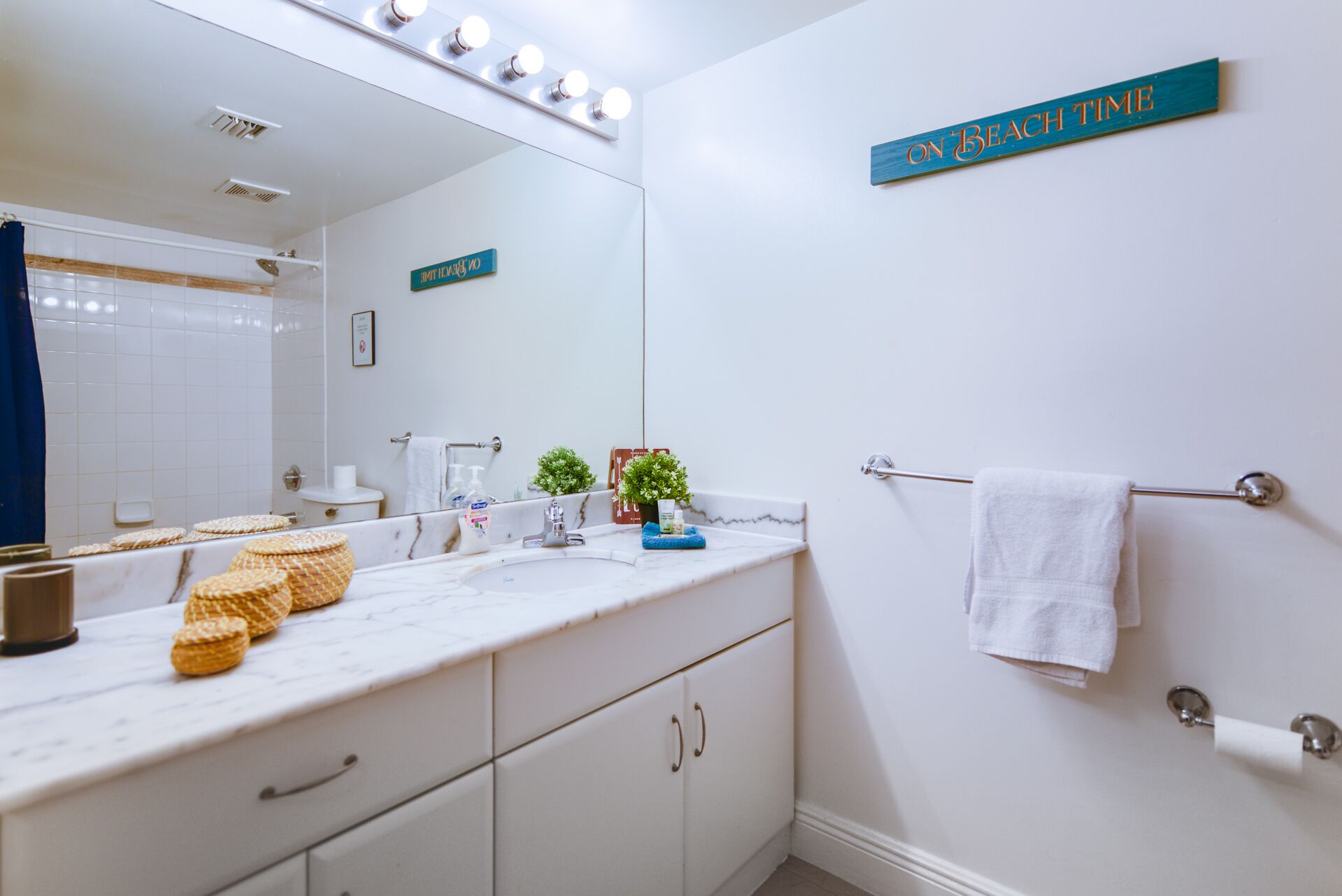 Wonderful 3BR Condo at Brickell