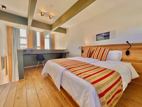 1 bedroom, desk, travel cot, free WiFi